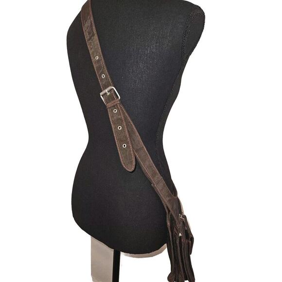 Eddie Bauer Crossbody/Messenger Bag Adjustable Straps Multiple Compartments EUC - Picture 2 of 13